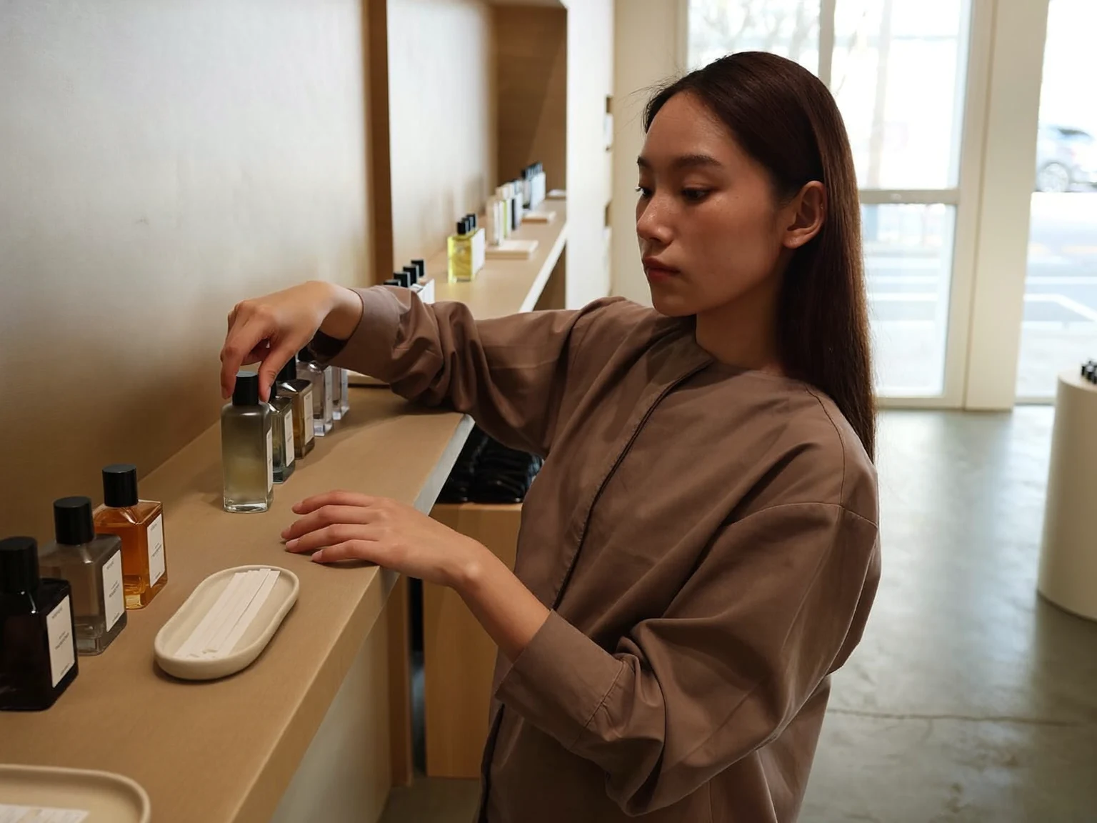 Illustration évoquant une sélection de fragrances, sans lien avec un stock réel